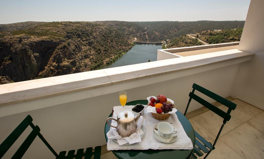 Hotel Parador Santa Catarina Miranda del Duero Exterior foto